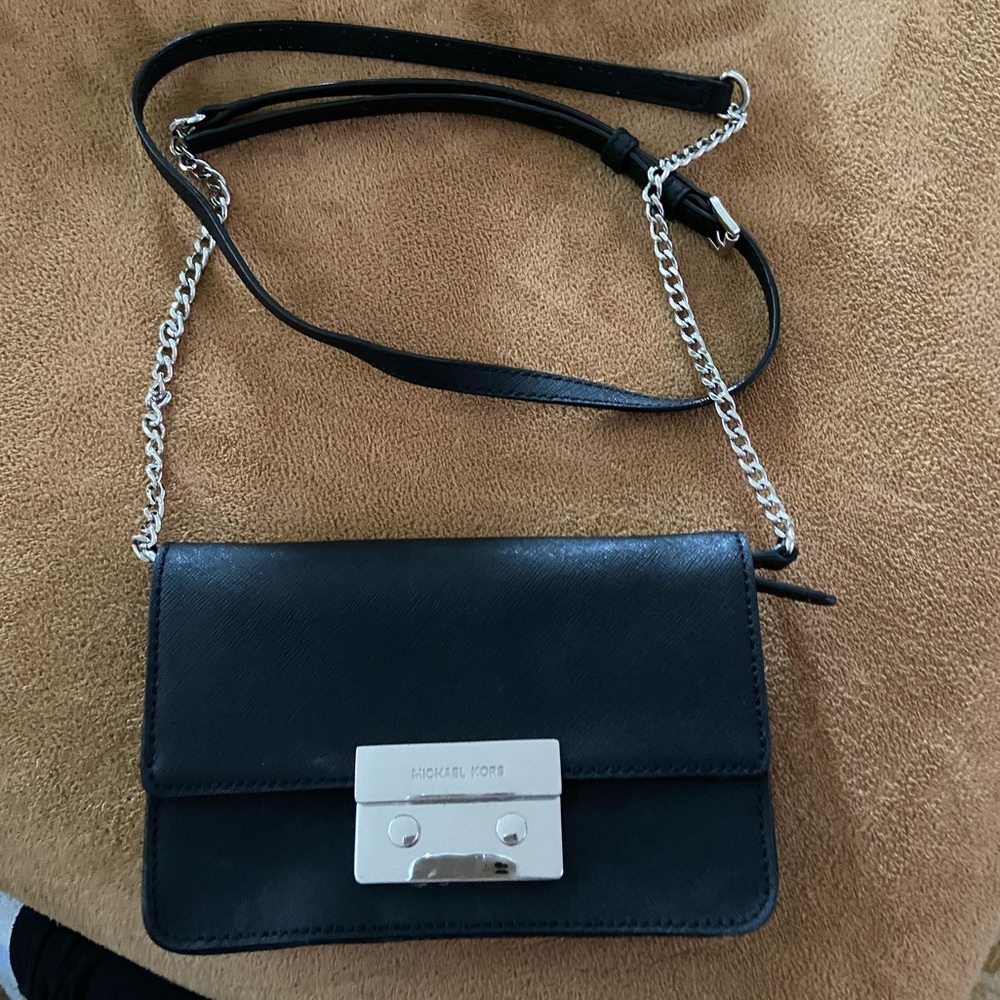 Michael Kors cross body with removable strap